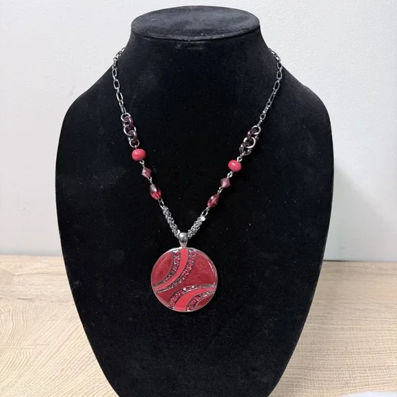 Red Statement Pendant Necklace Retro Glam Artistic Boho Runway Inspired‎ Jewelry