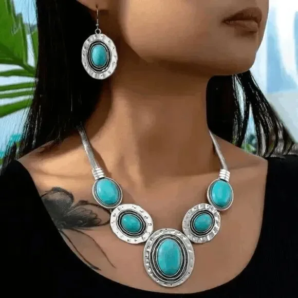 Western Boho Turquoise Silver Necklace and Earring Set