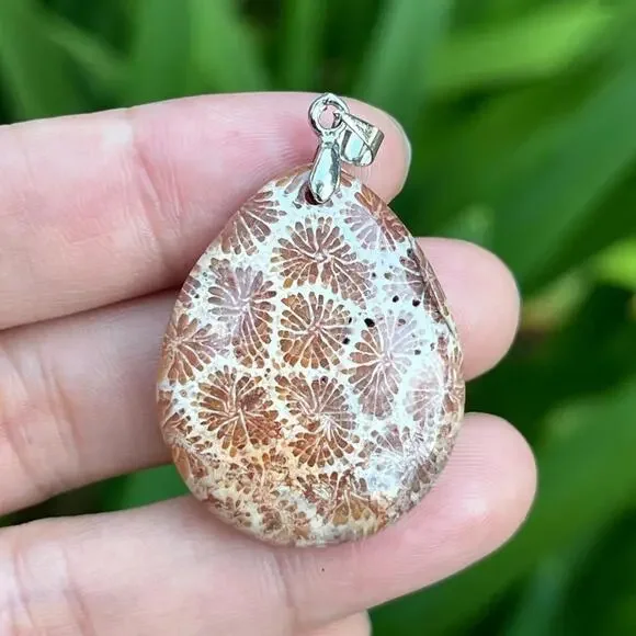 Sterling silver‎ flower pattern coral jade pendant 0920
