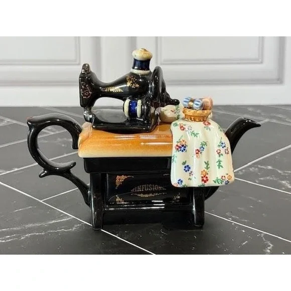 Vintage Cardew Design Mini 