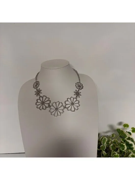 Floral Statement Necklace Silver Tone Adjustable Chain 19 in - 22 in
