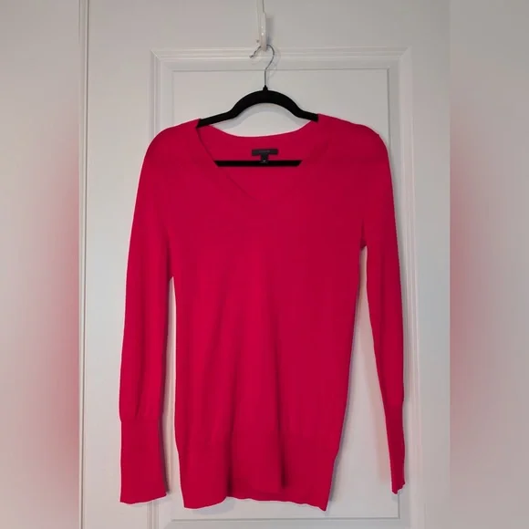 J. Crew 100% Merino Wool V Neck Lightweight Sweater XS