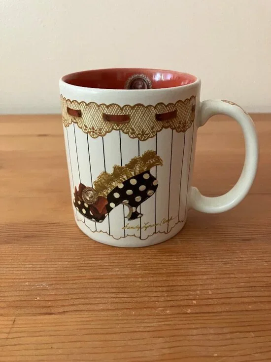 VTG 1999 Sandy's Clothet Claudette 10 oz. Coffee Mug Cup White Hat Shoe New