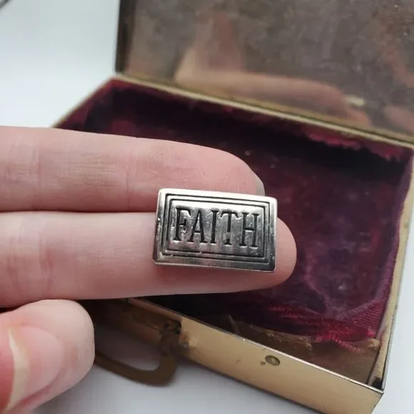 Faith‎ charm pendant religious inspiration