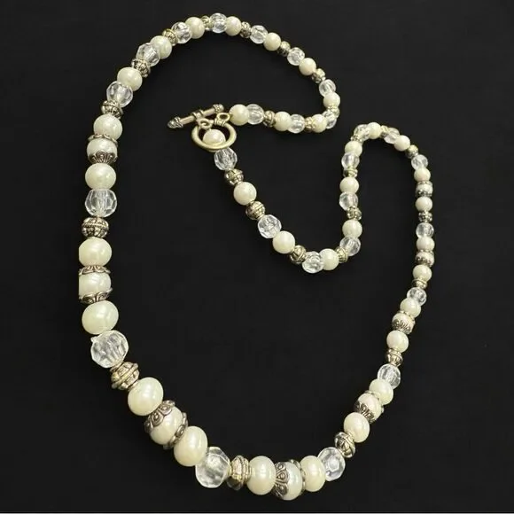 Cream Beaded Necklace with Crystal Accents