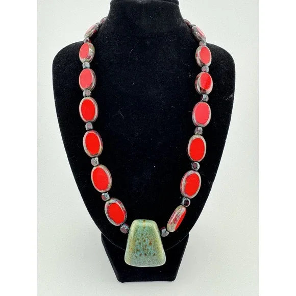 VTG Statement Necklace Red Glass Beads Ceramic Green,Blue Brown‎ Stunning! Boho