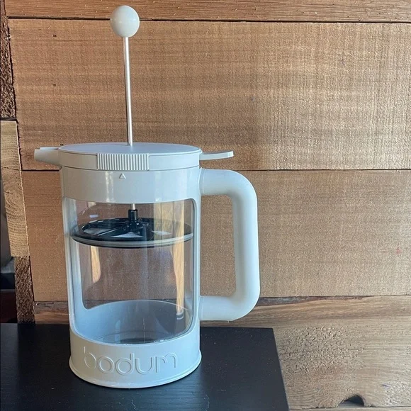 Bodum Bean Cold Brew Coffee Maker Set, 1.5 L/51 oz, White