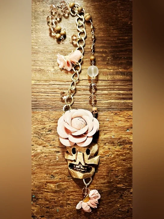 Muertos Rose Statement Necklace