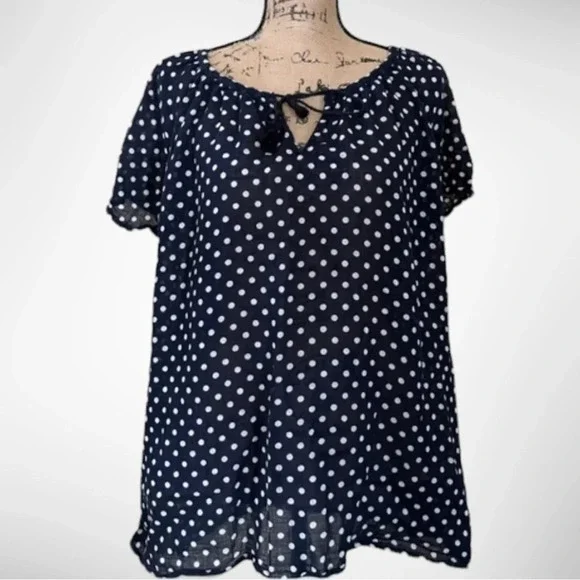 J.CREW Navy And White Polka Dot Short Sleeve Top Size‎ Small | GUC