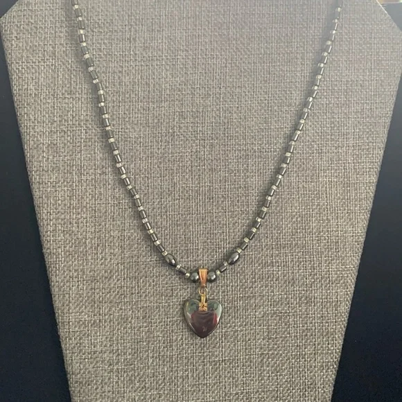 Gold Tone Hematite Beaded‎ Necklace with a Heart Pendant 18”