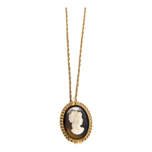 Paradise Cameo Pendant 24in Necklace Gold Tone Brooch Pin Victorian Style‎ Vtg