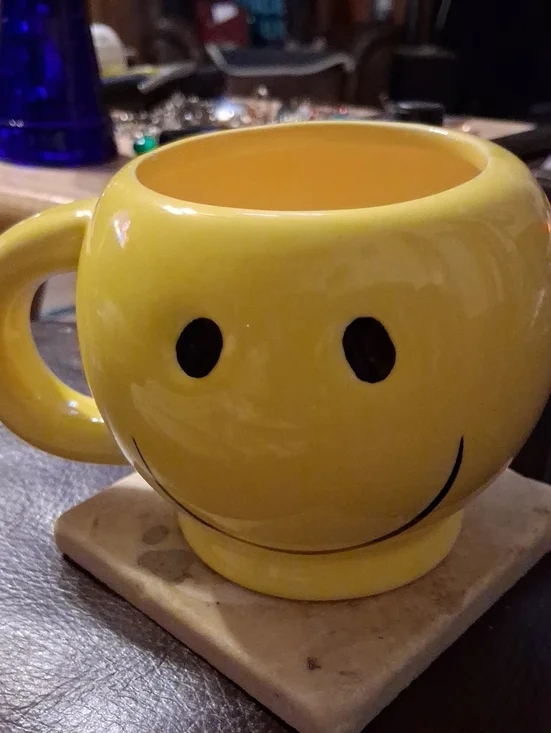 Yellow Smiley Face Ceramic Mug