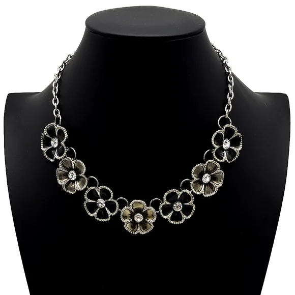 Unbranded Silver-toned Necklace‎ With  Black And Silver Flowers
