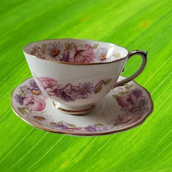 Vintage Roslyn Ambleside Cup And Saucer Pink Poppies Daisies 1950s English Bone