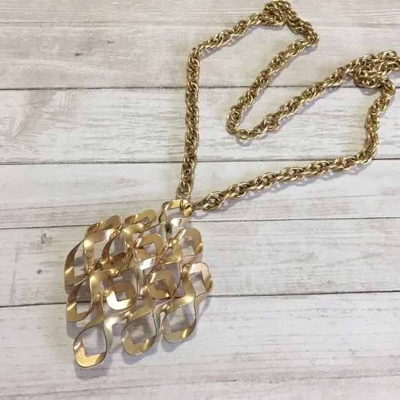 Vintage Bold Large Chunky Intricate Gold Pendant Necklace Statement Sculpture
