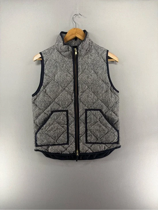 J Crew Vest Womens Small Gray Chevron Quilted Zip Outdoors Puffer Insulated