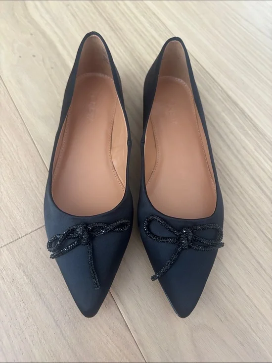 Black Pointed Bow Flats - Women