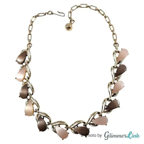 Vintage Brown & Cream Lucite Thermoset Teardrop Gold Tone Choker Necklace