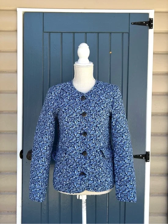 J.Crew Factory quilted cotton-blend jacket features a vibrant floral Size 6