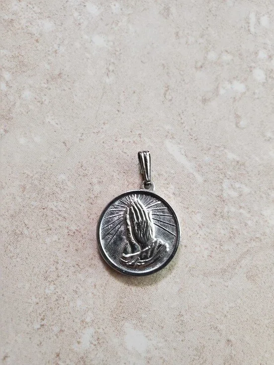 Praying Hands Round Silver Vintage Pendant