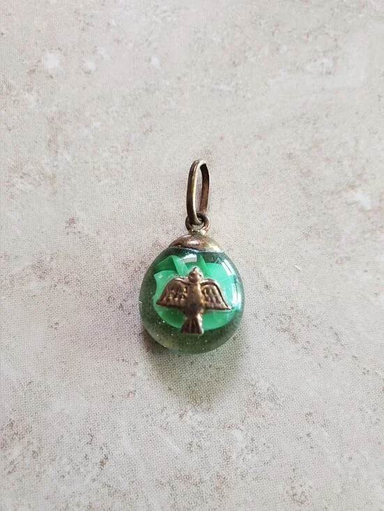 Green Glass Bird Charm Vintage Pendant