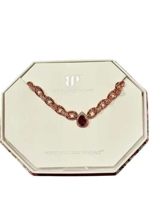 Bomb Party January Necklace“ Fifth Ave Polish” Garnet on Rose Gold