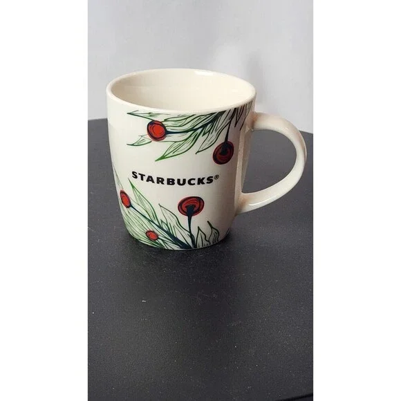 Starbucks 2020 Christmas Holiday Coffee Mug Cup 12 oz. White Red Holly Berries