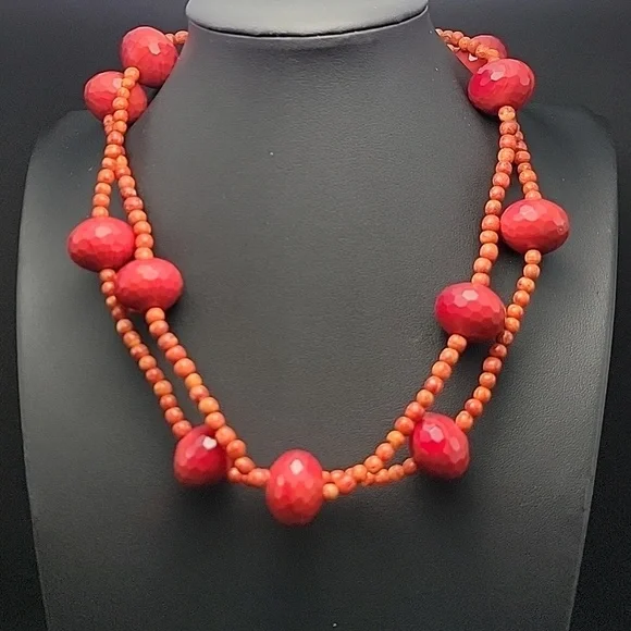 Elegant Sponge Coral 19mm Faceted Red Swirl Glass Beaded Long Draping Necklace