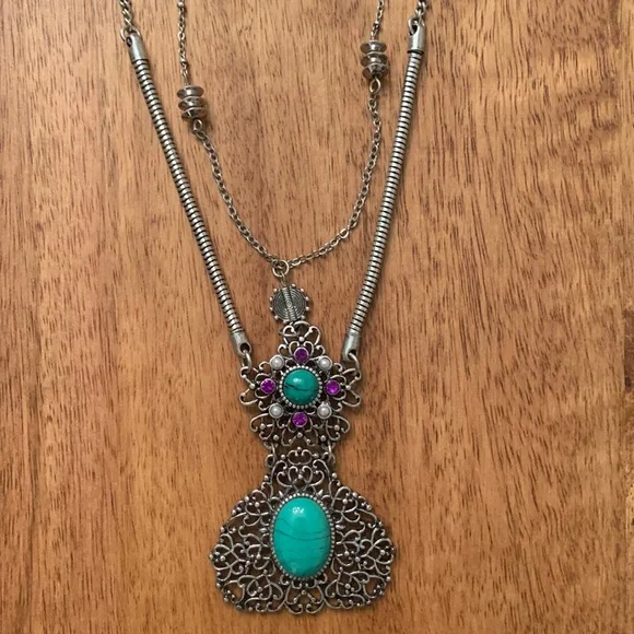 Unique turquoise, crystal and silver-finish necklace