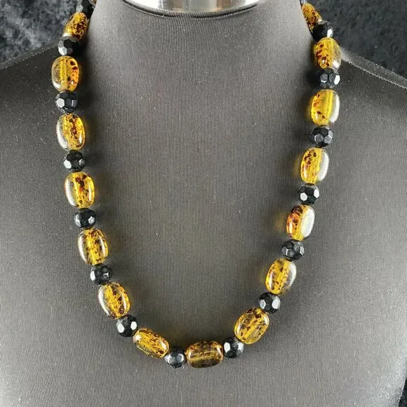 Vintage MCM Women Oval Amber Tortoise Shell Lucite & Black Beaded 24 in Necklace
