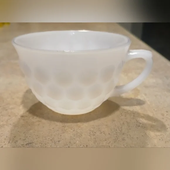 ⚕️White Milk Glass Hobnail  Cup