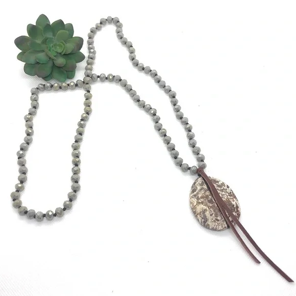 NWOT Artisan Rosary Beaded Pendant Necklace with Large Jasper Stone and Leather