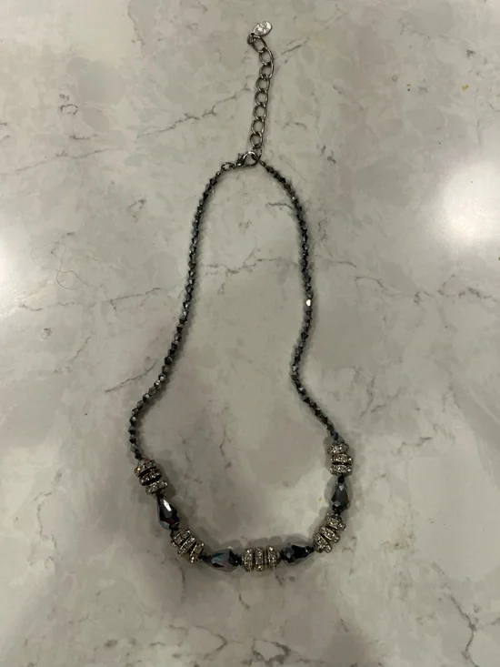 Vintage costume jewelry Women's Necklace - Elegant Sparkle