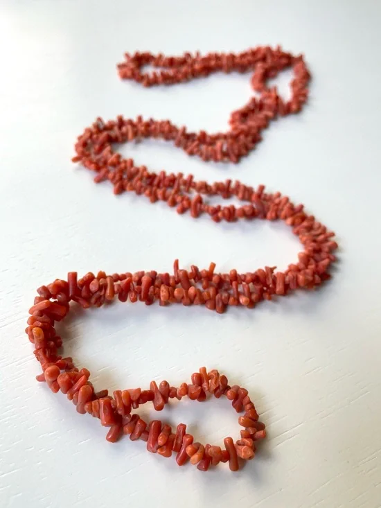 Vintage/antique coral (?) long necklace no clasp boho