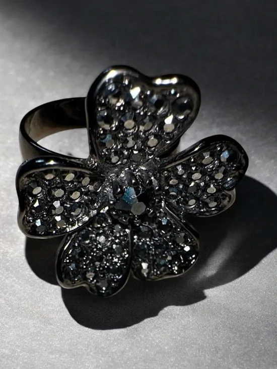 Sparkling Chocolate Flower Glittery Ring  with crystals .Women's Fashion Jewelry