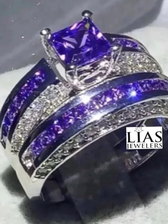 New 18k white gold wedding ring set