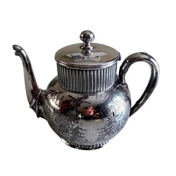 Antique Rogers & Bro Silver Plated Teapot 5002 Victorian Etched Floral‎ Fluted