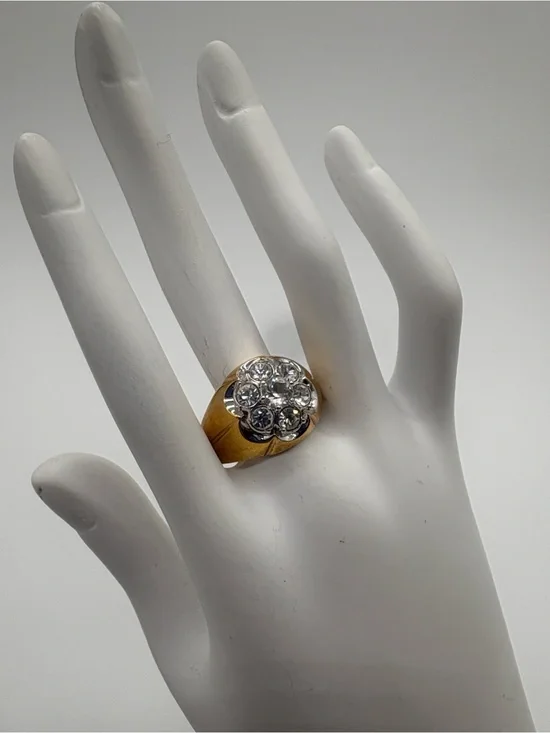Gold Cluster Cocktail Ring 2.75ct Simulated Diamond Size 10