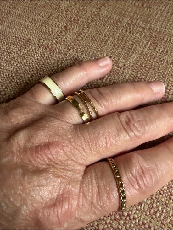 Source Unknown Gold Stackable Women's Rings - Shiny Gold Finish