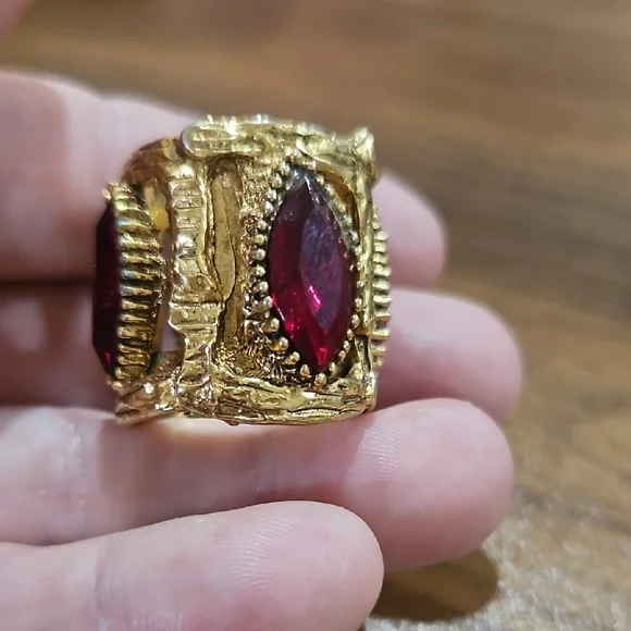 Antique, unique Gold-Tone Statement Ring with Marquise Ruby Red Stone size 7.5