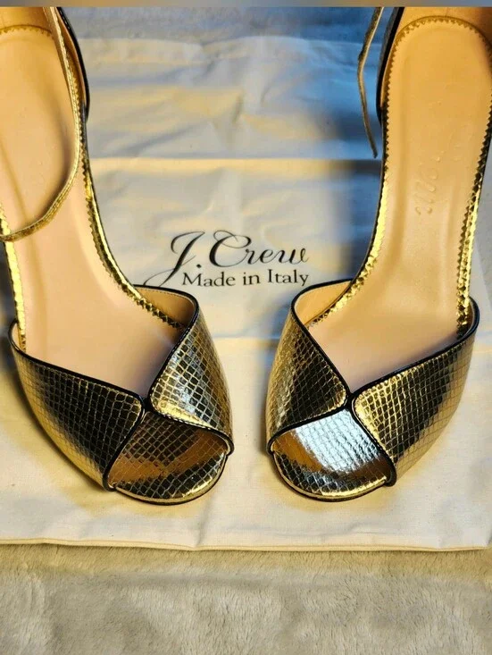 Rylie Peep Toe Heel In Snakeskin Gold