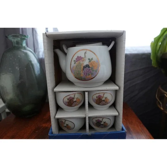 Vintage Japanese Kyogama fine china tea set‎ bamboo handle gold peacock design