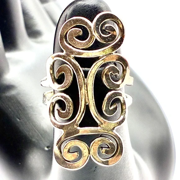 Vintage Filigree Tower Ring, Full Finger Coverage in a Silver Tone Size 6.0