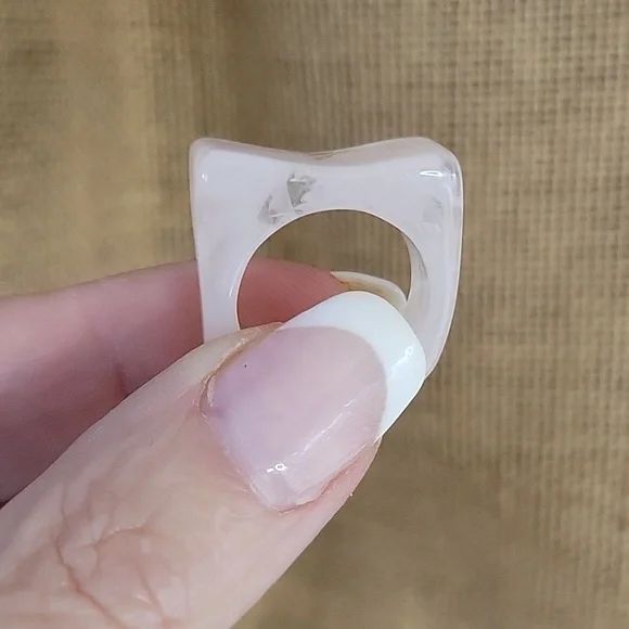 PINK RETRO MOD MARBLED ACRYLIC RING