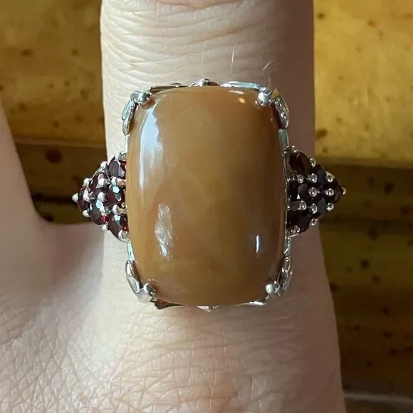 Natural Caramel Opal Red Garnet Sterling Silver Ring Size 10