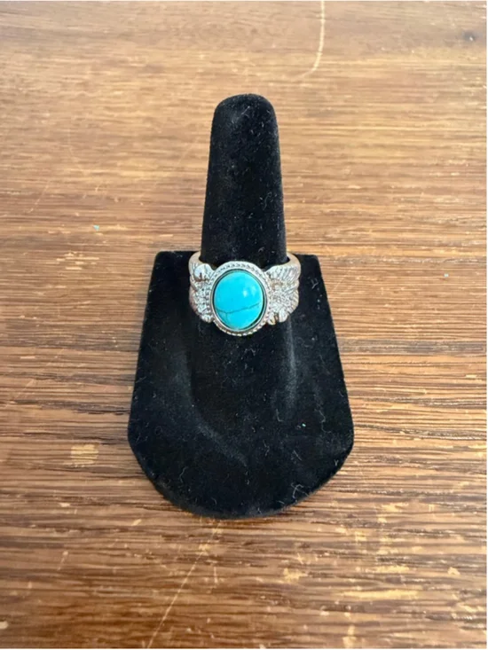 Turquoise Feather Ring Size 7 Silver Tone Boho Western Statement Ring