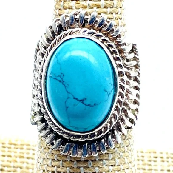 Vintage Silver Tone Ring Oval Teal Bead Cabochon Southwestern Style Statement
