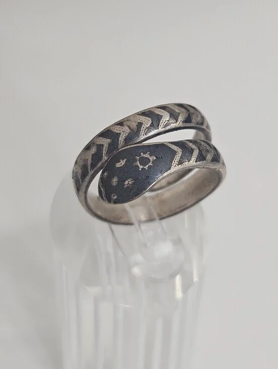 Sterling Silver Native Style Coiled Snake Wrap Ring Oxidized 925 Vintage Chevron