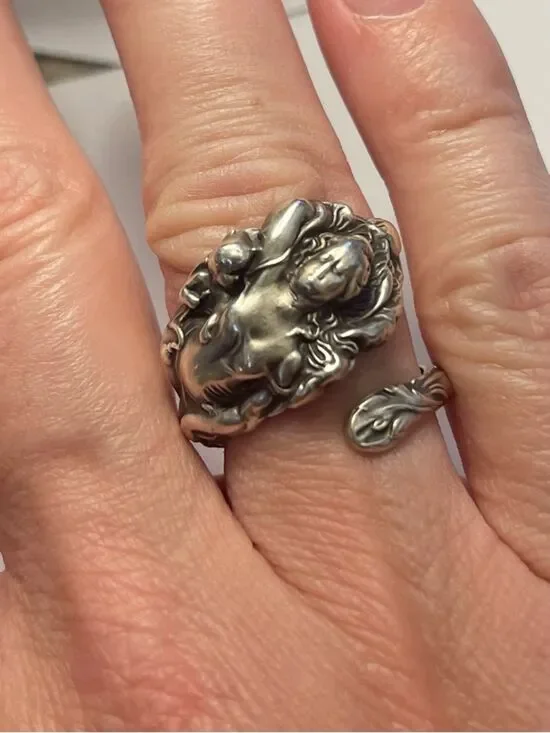 Size 7.5 - Spoon Ring Sterling Silver Beautiful Mother & Child Wrap Ring
