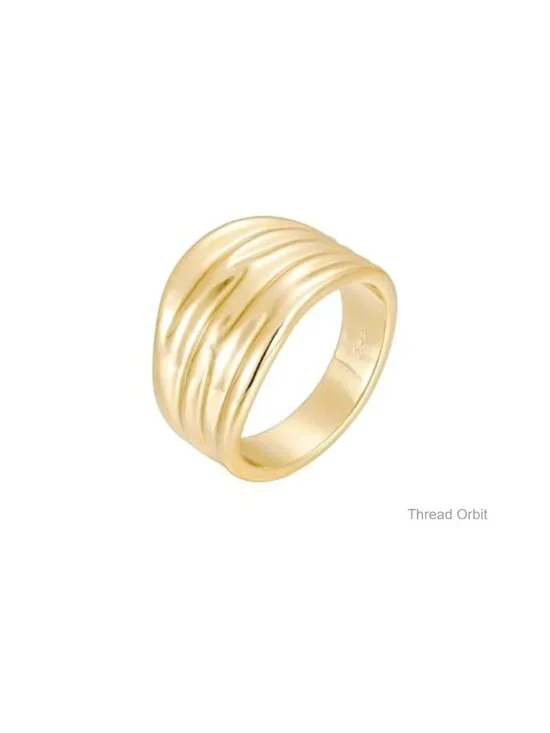Hammered Gold Band Ring – 18K Gold Plated Stackable Hypoallergenic Jewelry